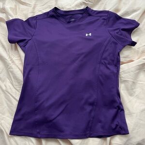 UNDER ARMOUR Purple V-Neck Top